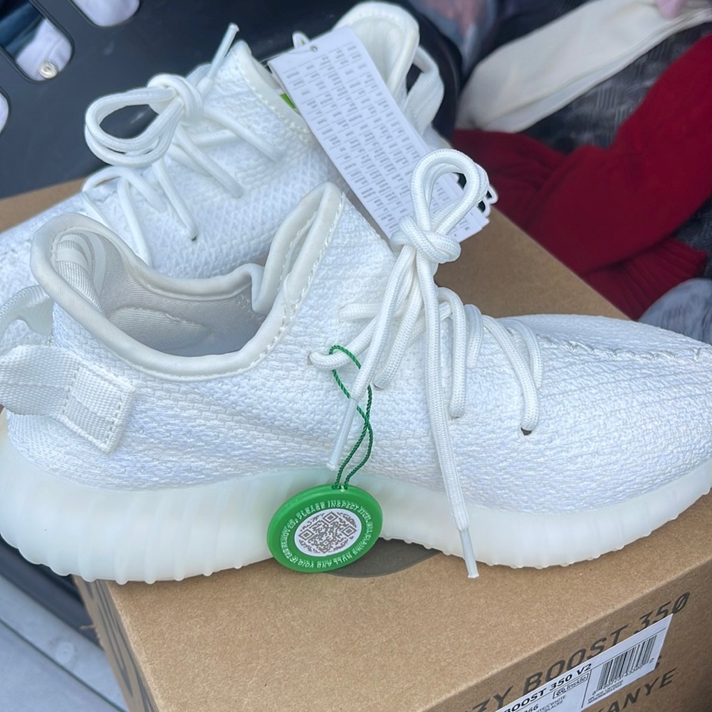 Yeezy 350 all white dead stock brand new with tags